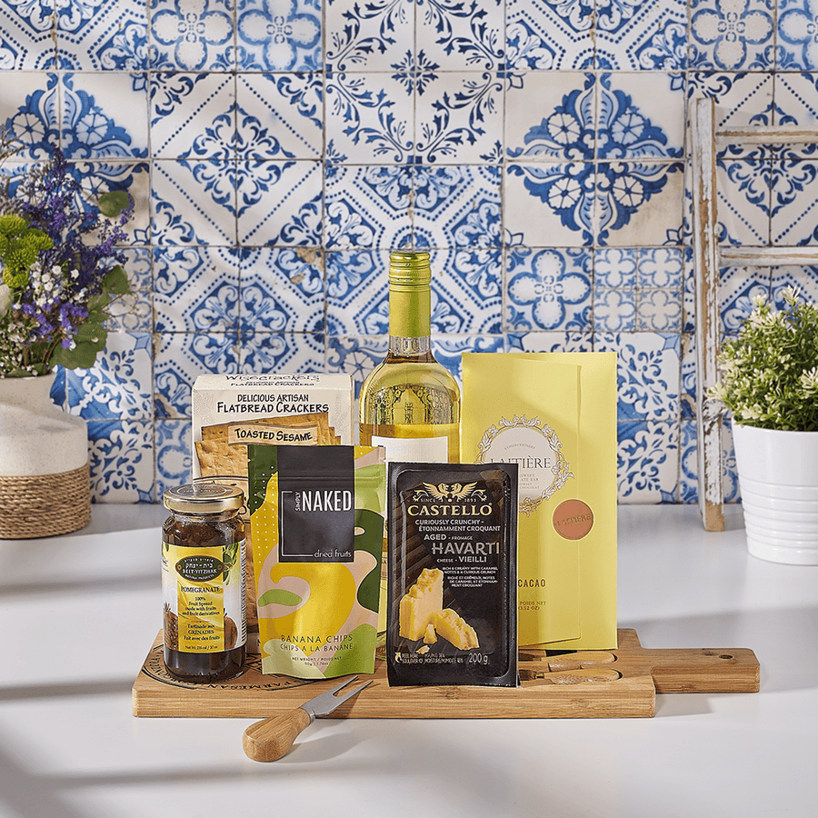 A Sweet & Salty Kosher Wine Treat Gift, kosher wine gift, kosher wine, wine gift, wine, kosher gift, kosher, Canada delivery