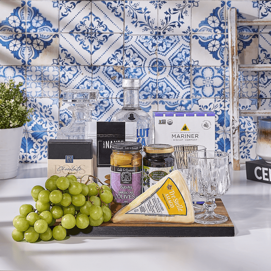 Ahasuerus' Favor Liquor Board, liquor gift, liquor, kosher liquor gift, kosher liquor, kosher gift, kosher, Canada delivery