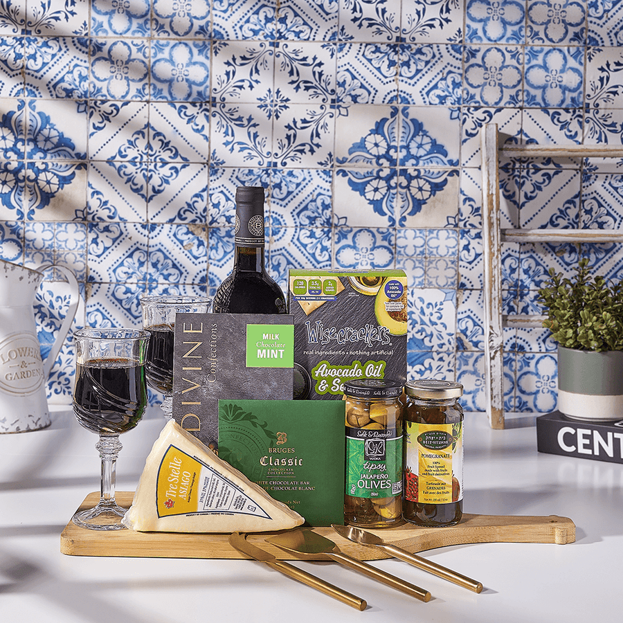 Kosher Wine & Cheese Platter, wine gift, wine, kosher gift, kosher, cheese gift, cheese, Canada delivery