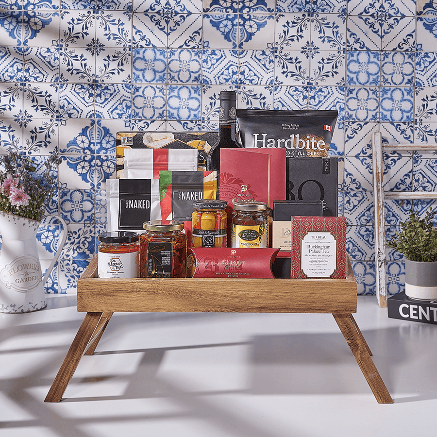 Kosher Wine & Purim Gift Tray, kosher wine gift, kosher wine, wine gift, wine, kosher gift, kosher, Canada delivery