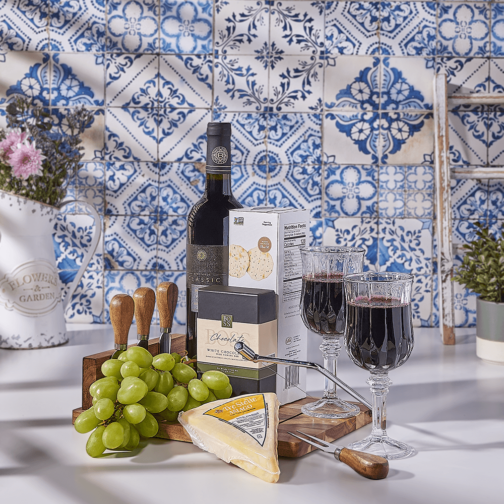 Kosher Wine and Cheese Board, wine gift, wine, kosher gift, kosher, kosher wine gift, kosher wine, Canada delivery