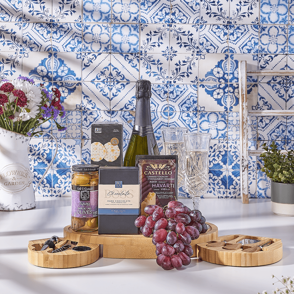 Modern Cheese Board & Champagne Gift Set, champagne gift, champagne, sparkling wine gift, sparkling wine, kosher gift, kosher, Canada delivery