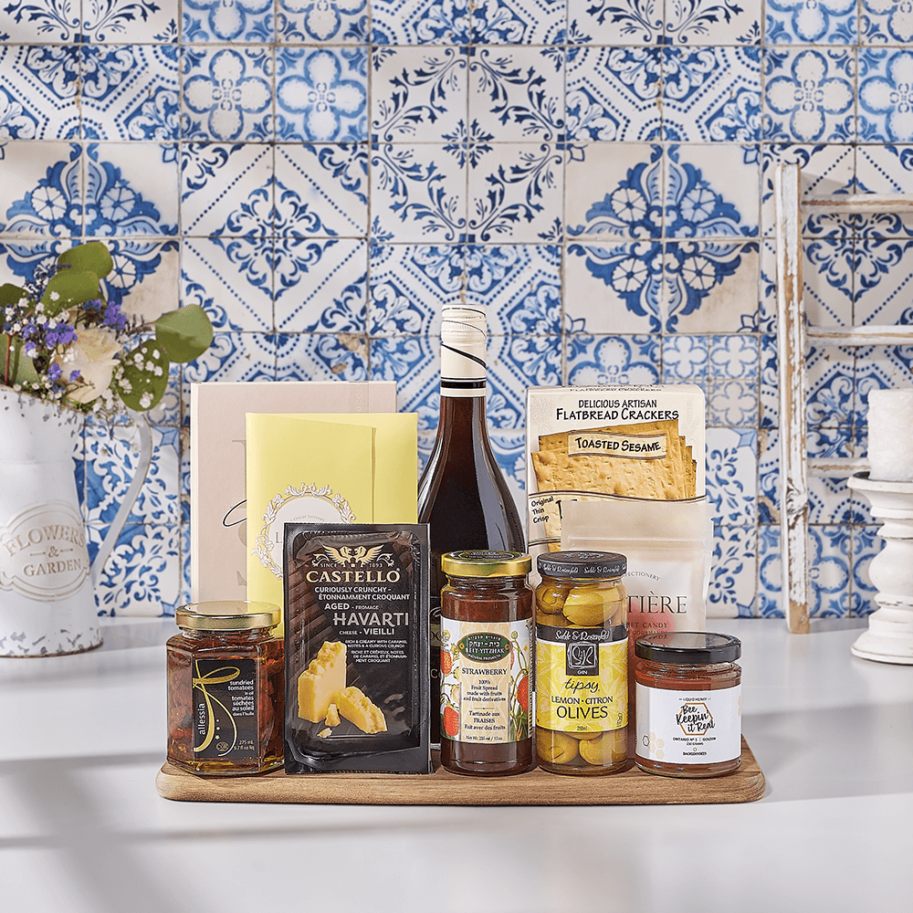 Sweet & Savory Kosher Wine Basket, kosher wine gift, kosher wine, kosher gift, kosher, wine gift, wine, Canada delivery