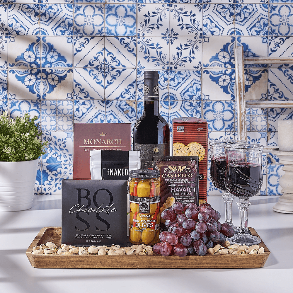 The Vineyard's Yield Gift Basket, kosher wine gift, kosher wine, kosher gift, kosher, wine gift, wine, Canada delivery