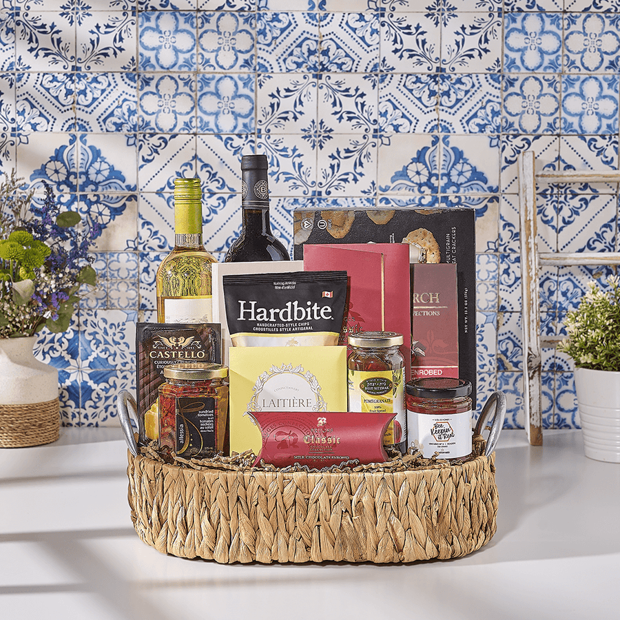 The Vintage Wine Gift Tray, kosher wine gift, kosher wine, kosher gift, kosher, chocolate gift, chocolate, Canada delivery